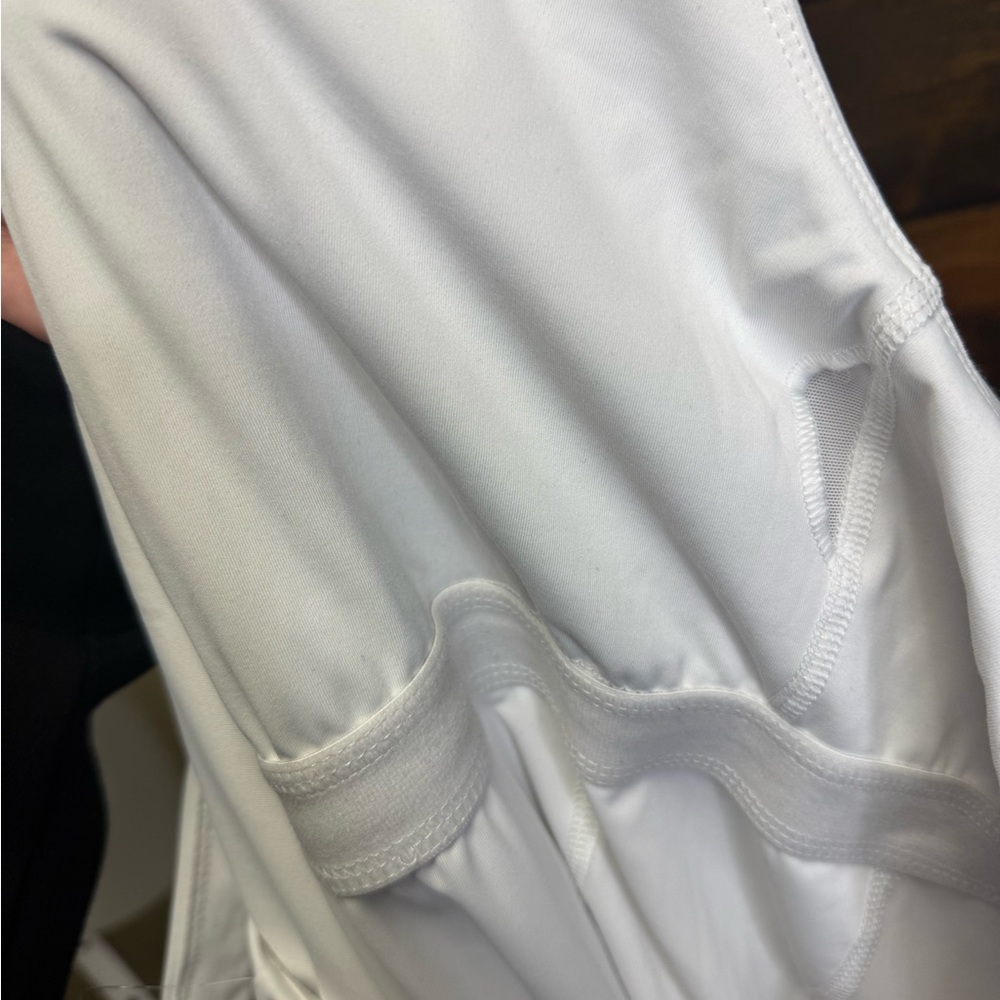 Old Navy Women's White Mini Dress built in shorts scoop back NWOT power soft - Picture 9 of 9